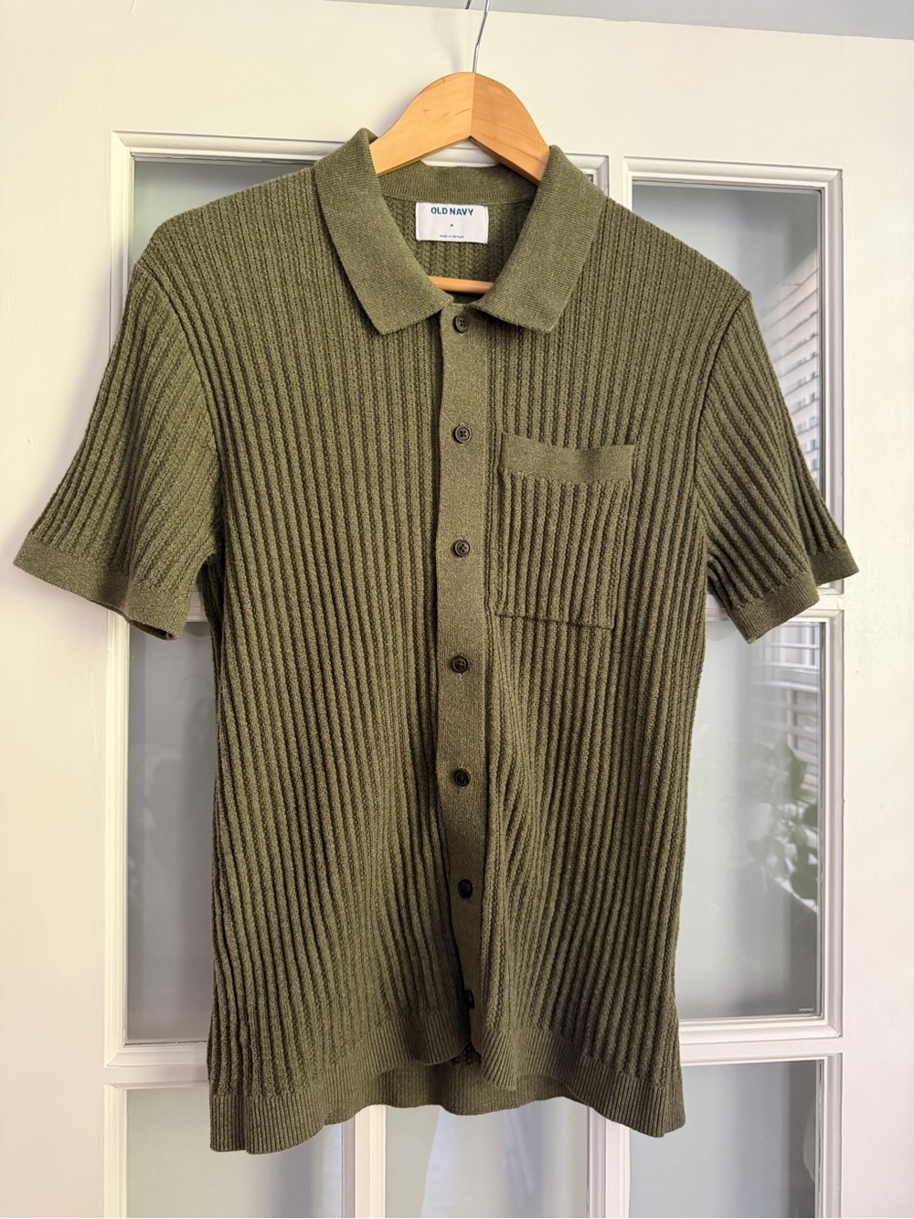Old Navy Olive Green Ribbed Short-Sleeve Button-Down Shirt